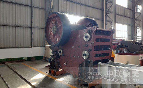沖擊式破碎機(jī)多少錢一臺？