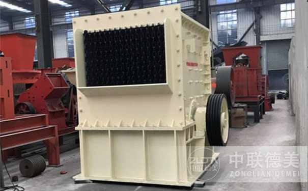 立式板錘制砂機廠家哪個好？